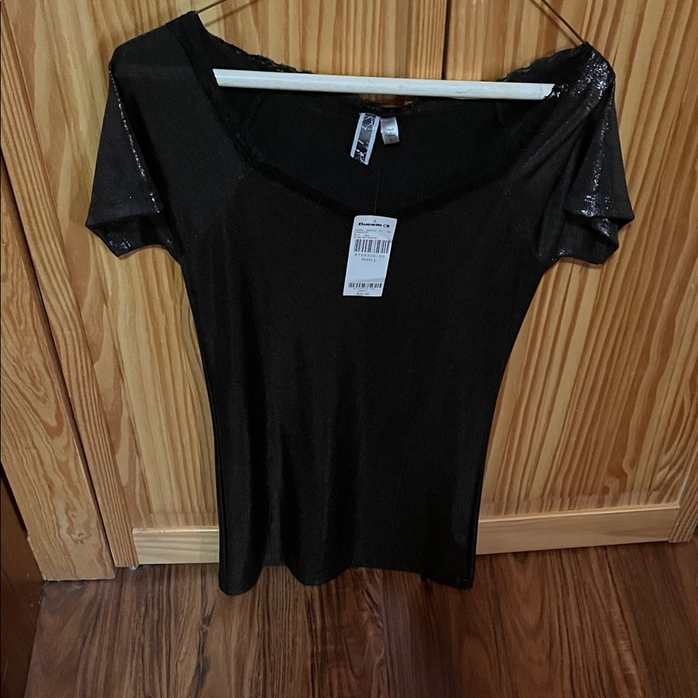 Buckle Black Sequin Short Sleeve Top